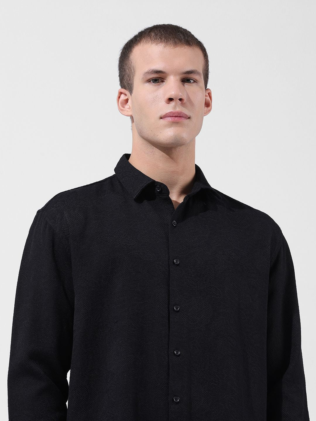 The Indian Garage Co Cutaway Collar Relaxed Fit Casual Shirt