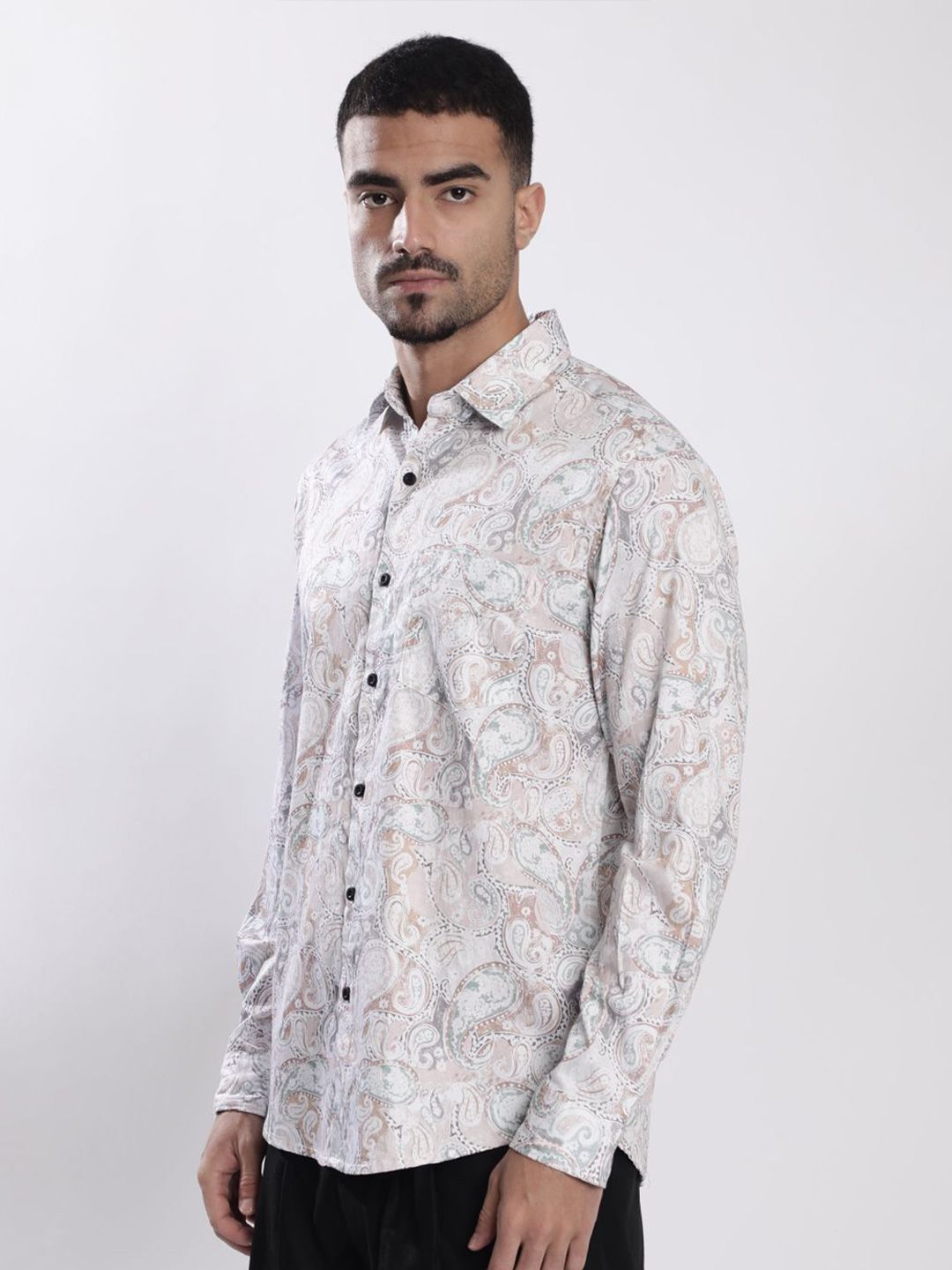 Bene Kleed Ethnic Motifs Spread Collar Cotton Regular Fit Casual Shirt