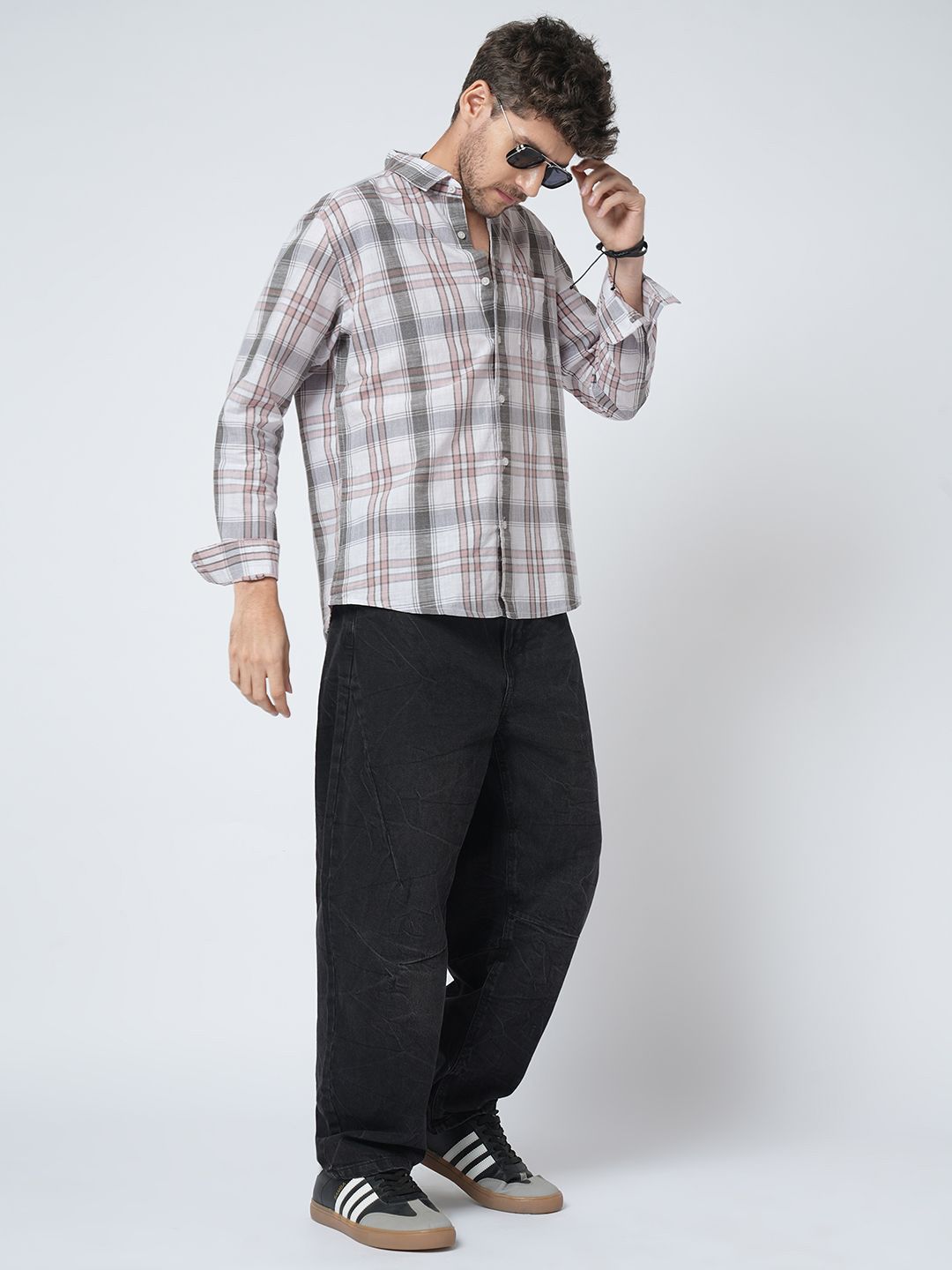 VASTRADO Classic Checked Slim Fit Pure Cotton Casual Shirt