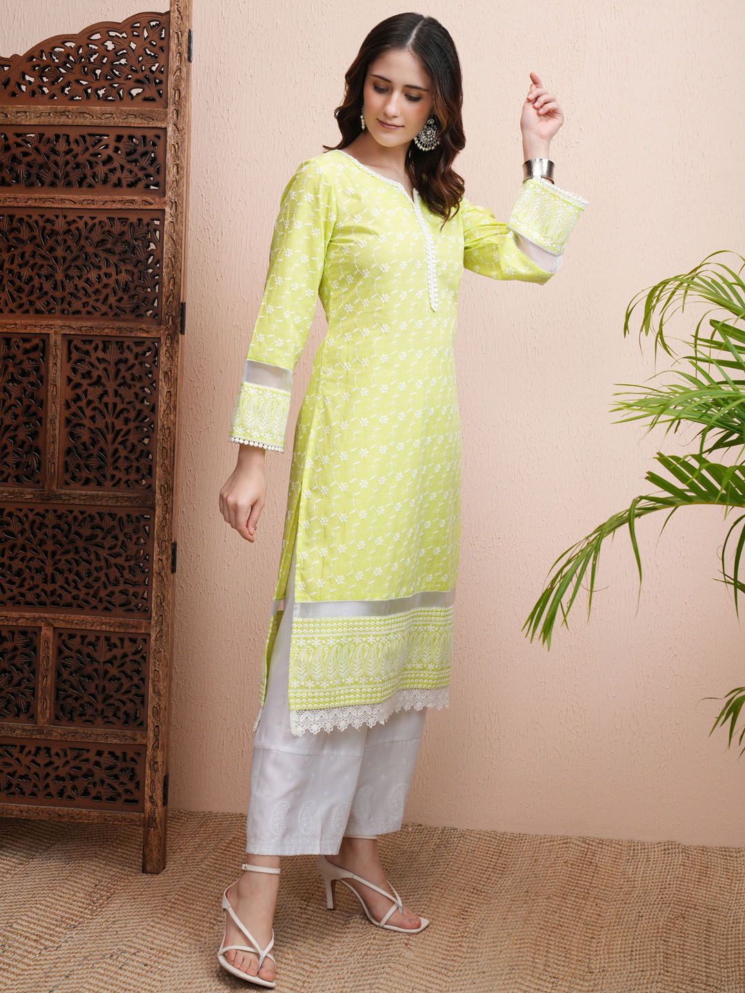 Vishudh Floral Embroidered Straight  Kurta