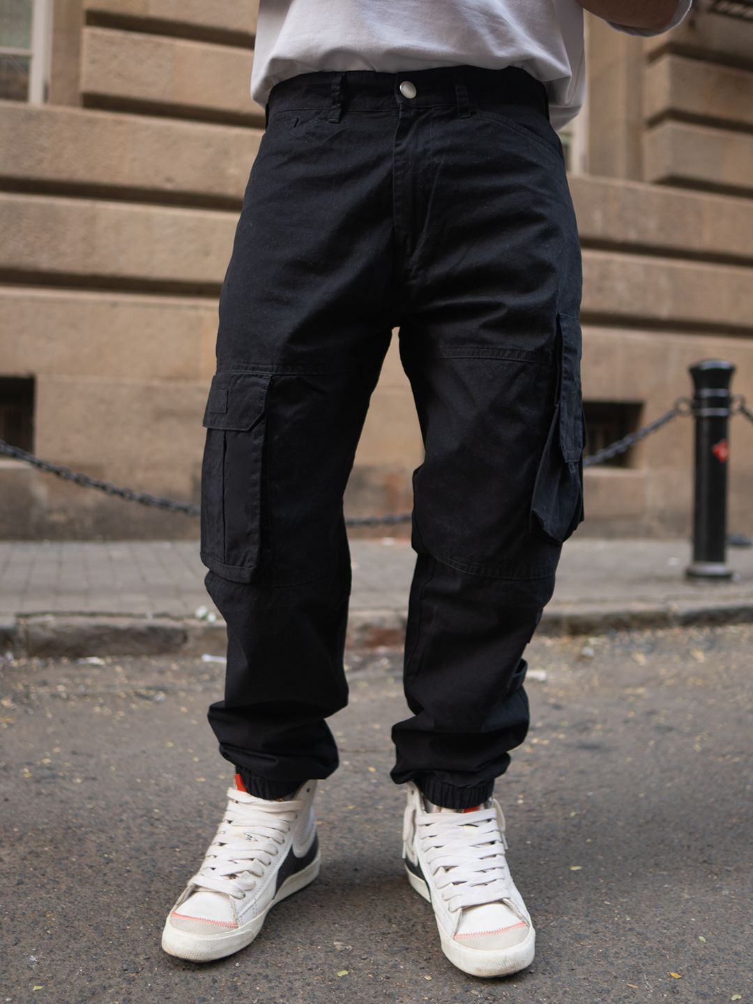 Powerlook Men Black Cotton Cargo Pant