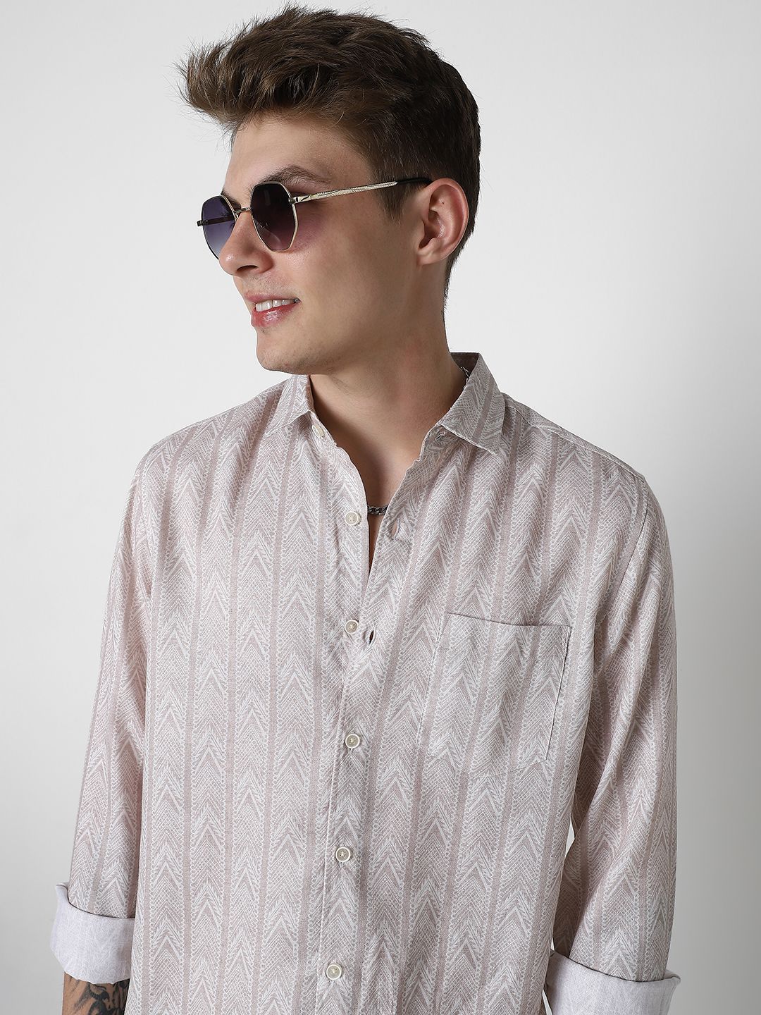 VASTRADO Men Classic Slim Fit Opaque Printed Casual Shirt