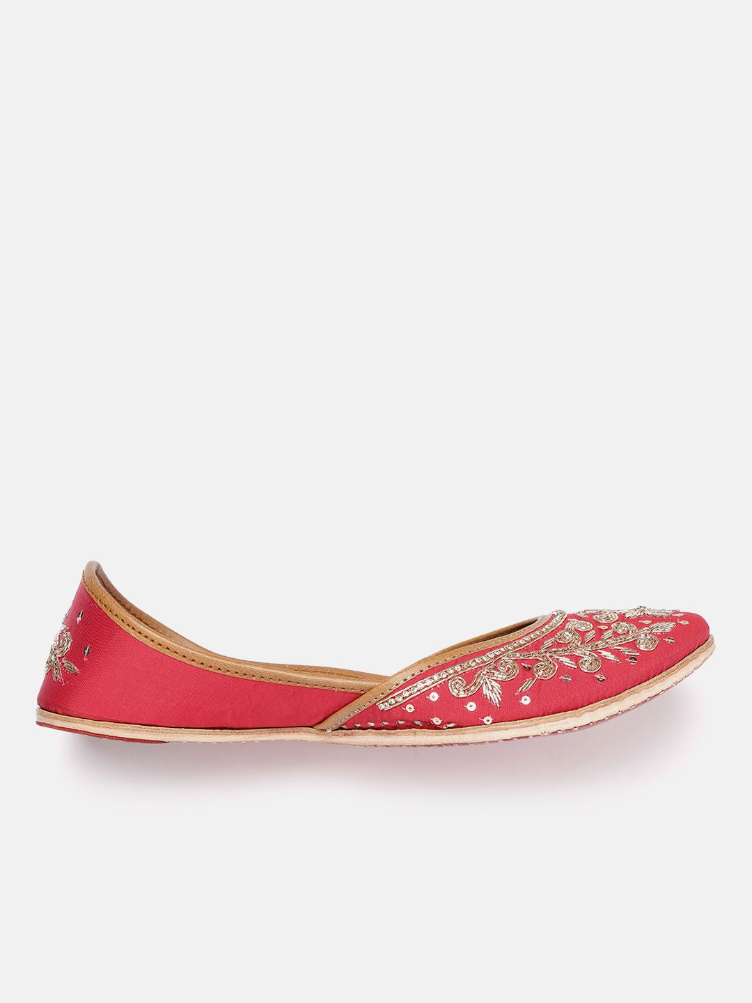 House of Pataudi Women Ethnic Embellished Mojaris