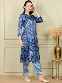 W Women Floral Printed Regular Thread Work Kurta with Trousers