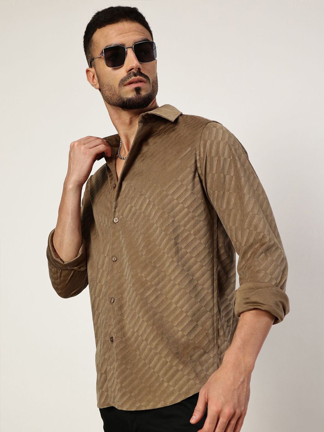 Thomas Scott Men Premium Spread Collar Textured Slim Fit Casual Shirt