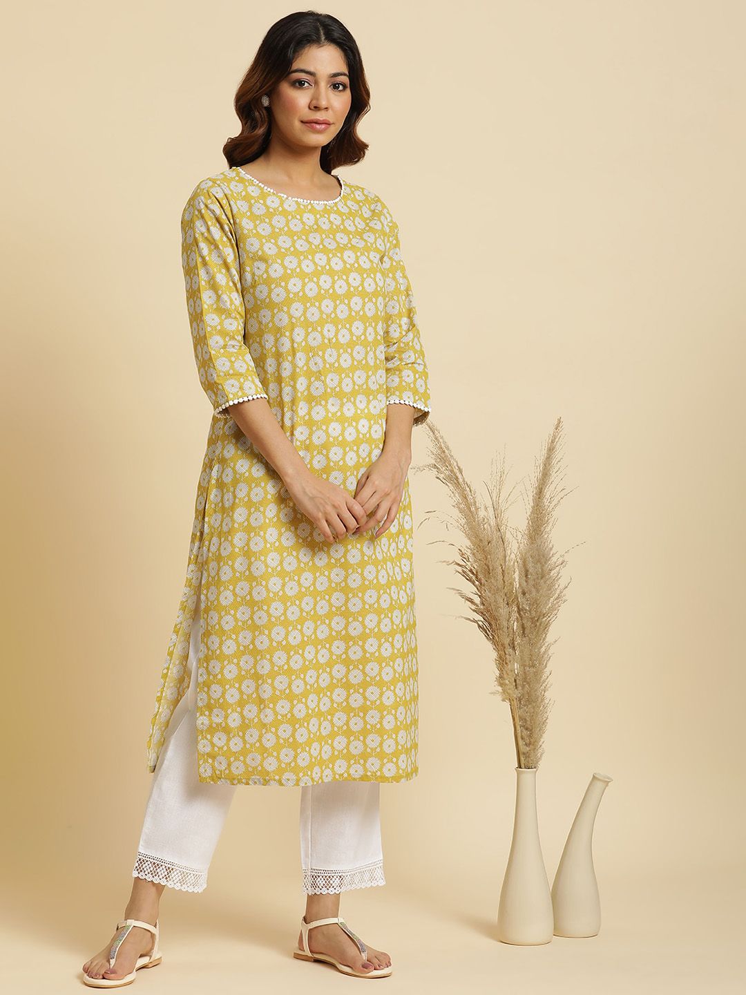W Geometric Printed Thread Work Cotton Straight Kurta