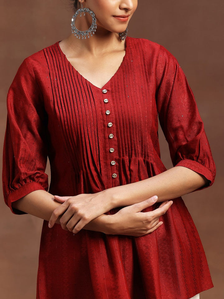 Libas Woven Design V-Neck Pleated Kurti