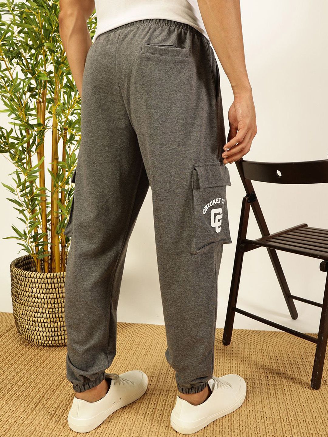 Thomas Scott Men Relaxed Fit Mid Rise Cargo Joggers