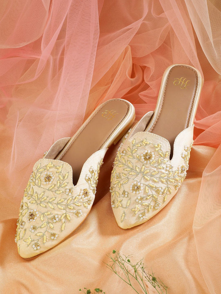 House of Pataudi Floral Embroidered Mules