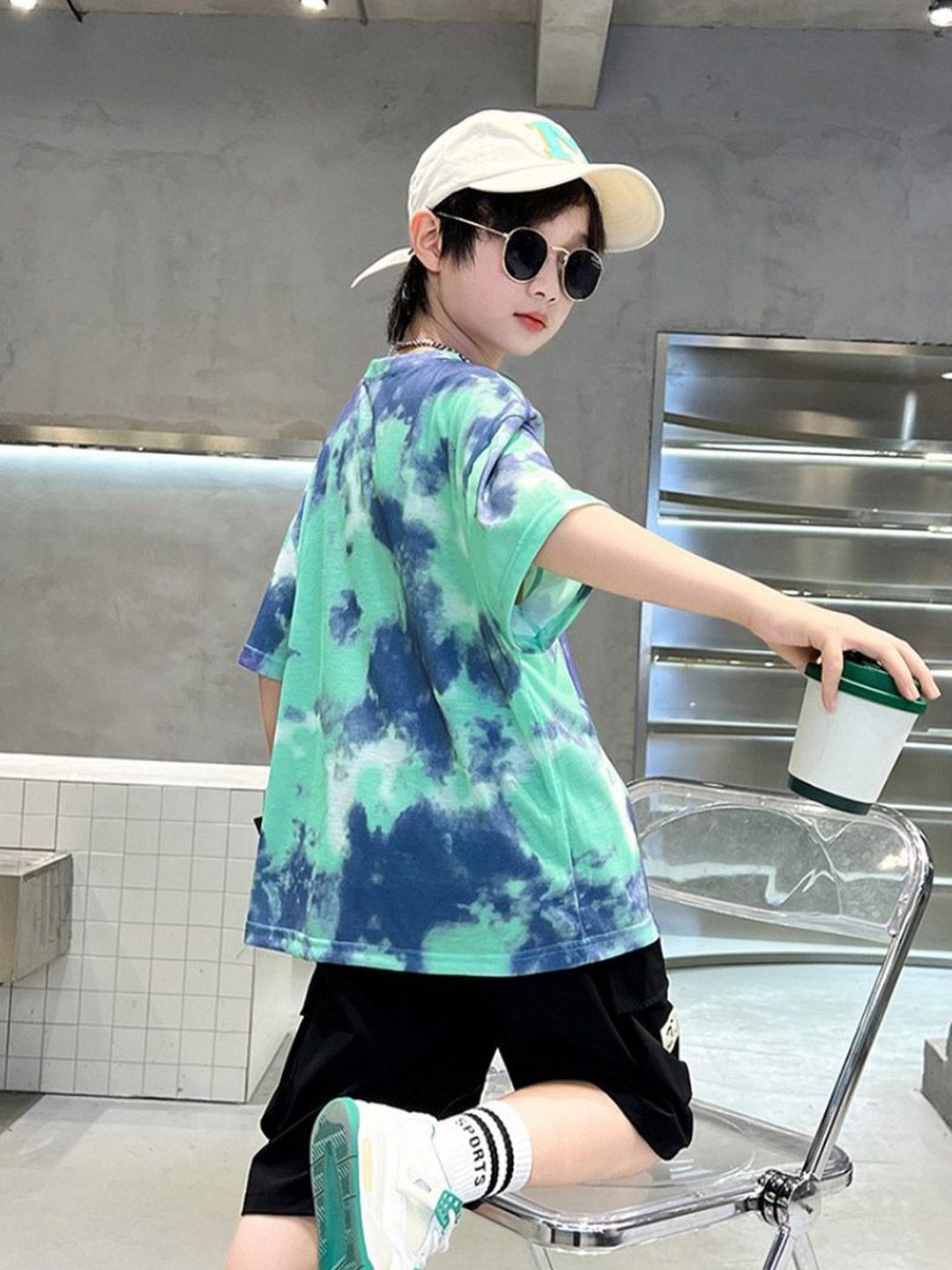 YK Boys Printed Round Neck T-Shirt With Shorts