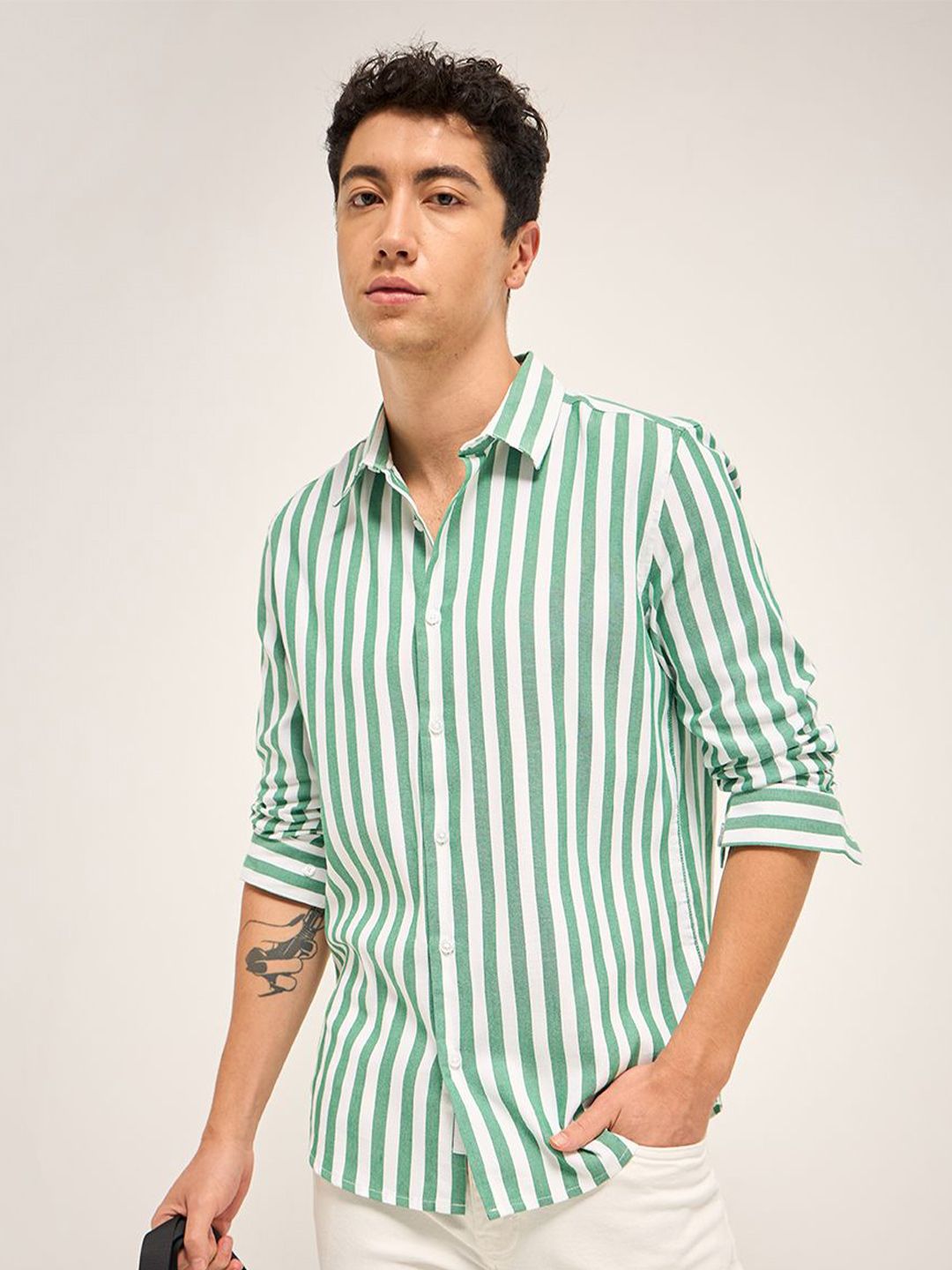 THE BEAR HOUSE Men Slim Fit Striped Casual Shirt