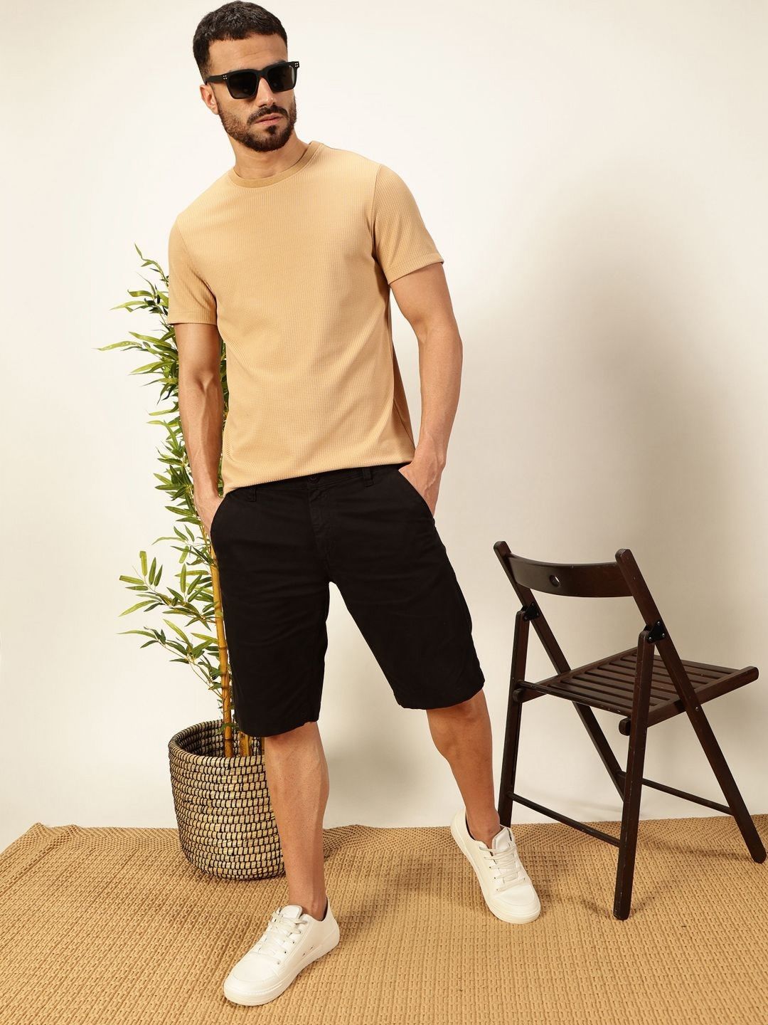 Thomas Scott Men Anti Odour Solid Round Neck T-Shirt