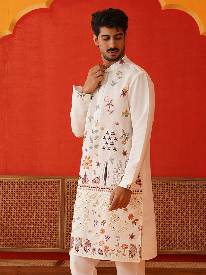 Jompers Floral bersulam Chikankari Straight Kurta