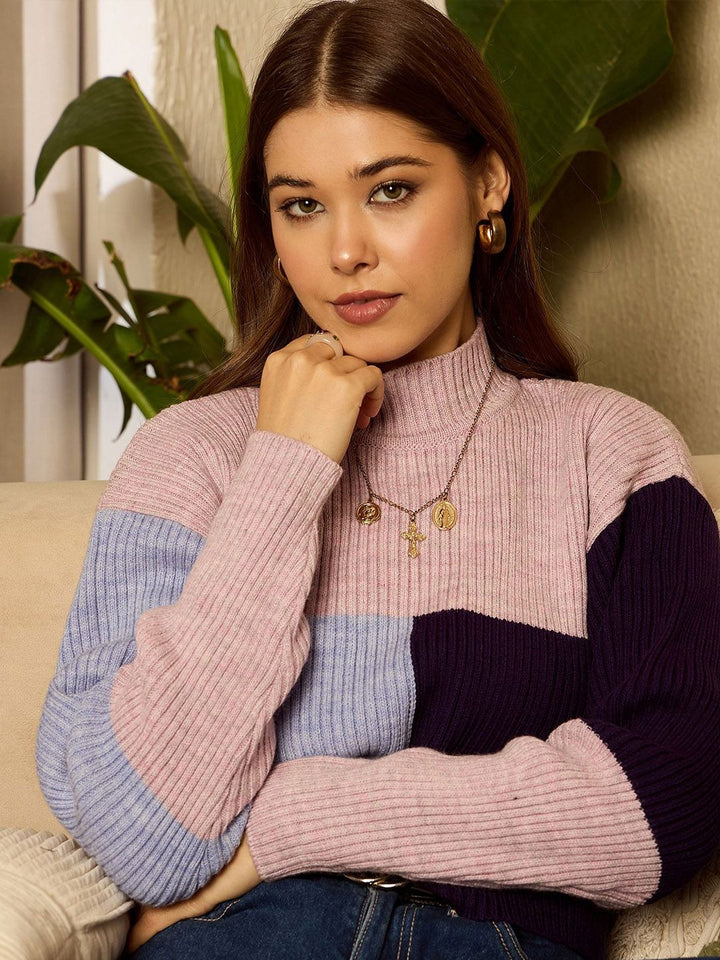 Berrylush Women Colourblocked Pullover Sweater
