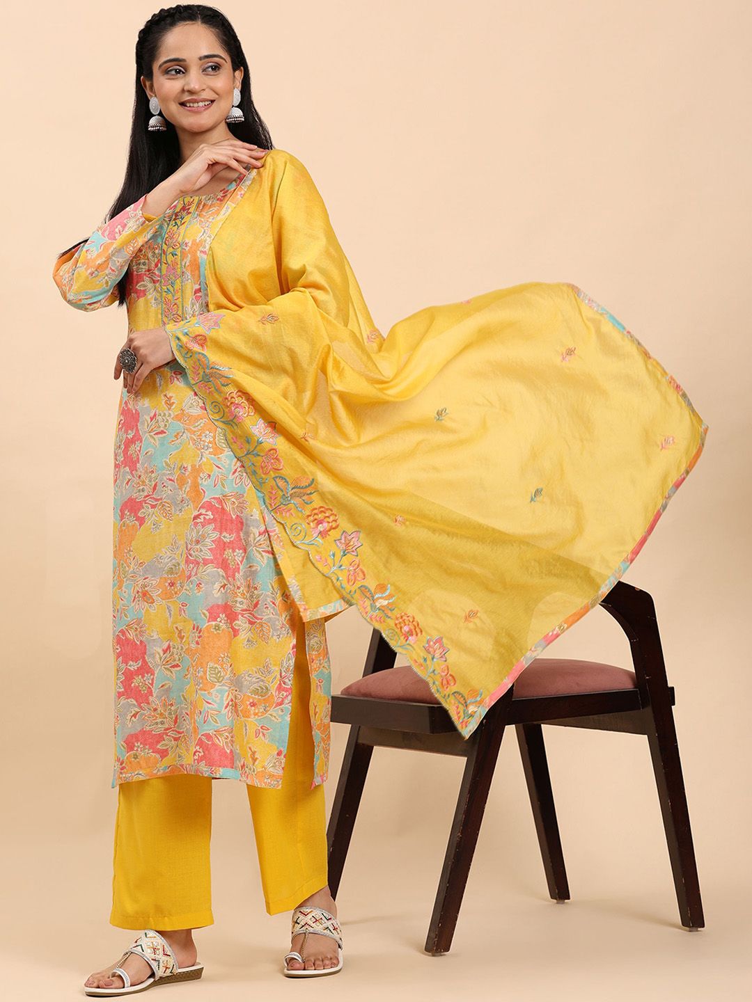 Mamicha Women Floral Printed Regular Pure Cotton Kurta with Palazzos & With Dupatta