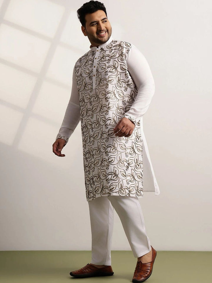 SOJANYA PLUS Men Ethnic Motifs Embroidered Regular Thread Work Kurta with Pyjamas