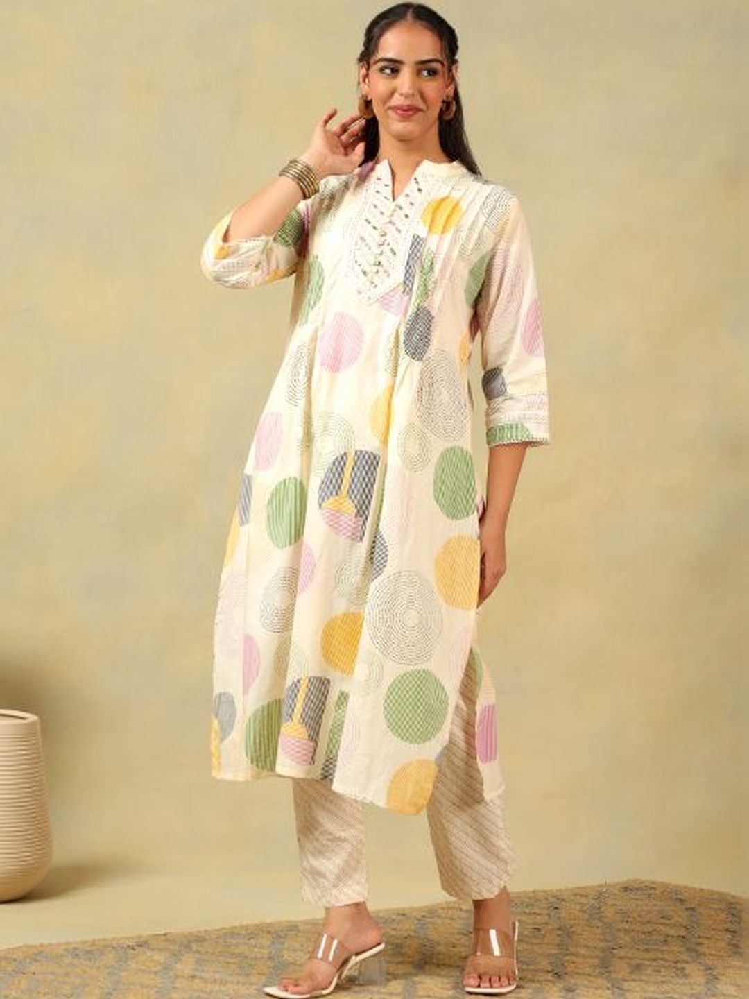 Mamicha Women Printed Pure Cotton Kurta with Trousers & With Dupatta