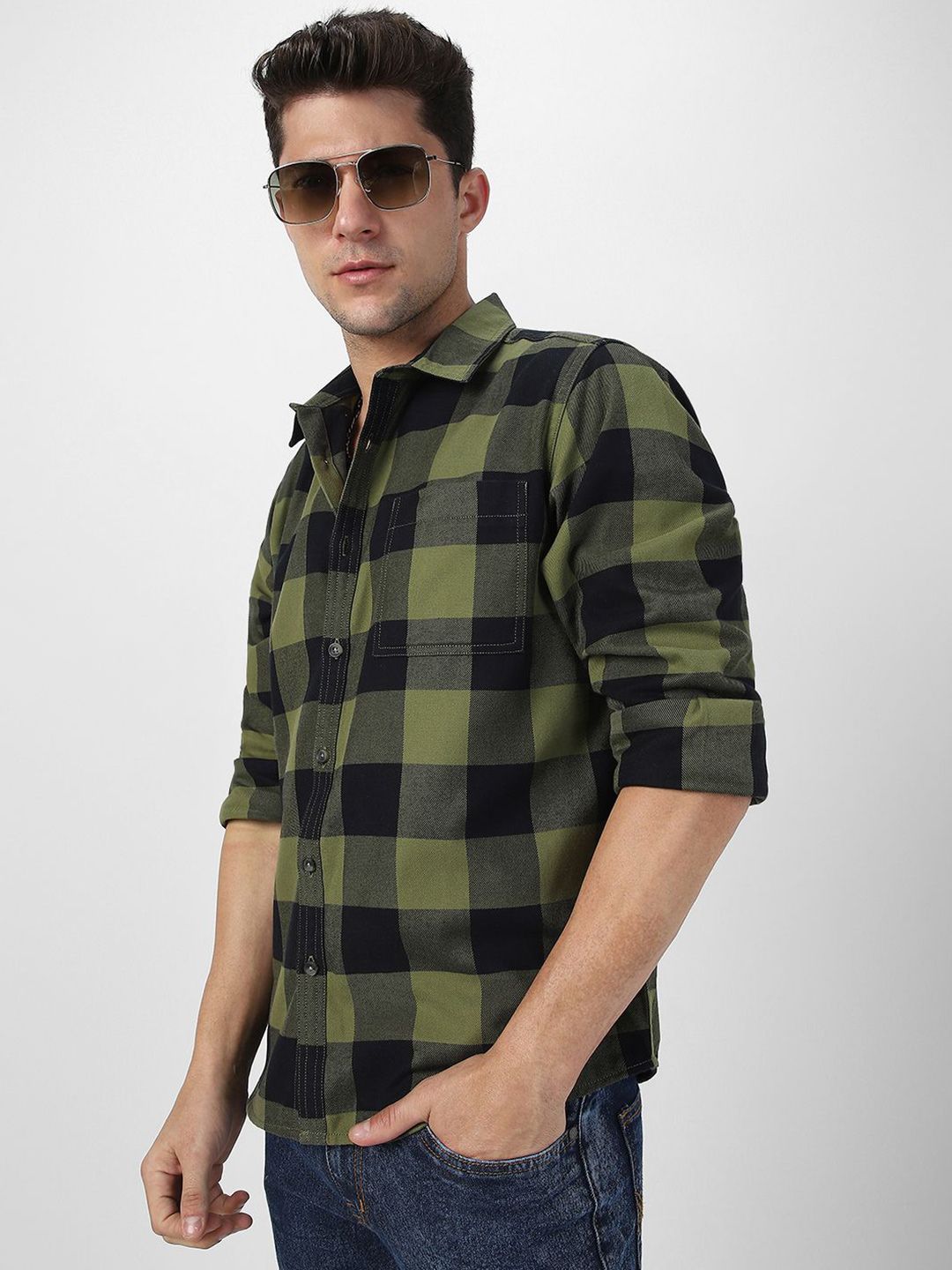 Urbano Fashion Men Spread Collar Checked Cotton Casual Shirt