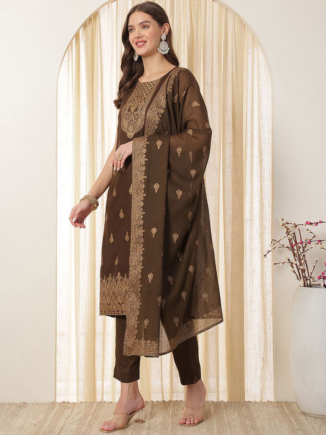 Anouk Women Floral Printed Regular Kurta with Trousers & With Dupatta