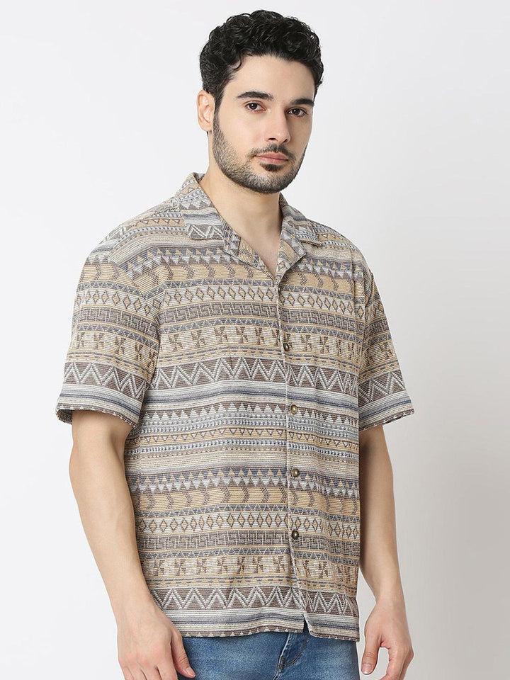 SPYKAR Men Relaxed Fit Cuban Collar Geometric Printed Cotton Casual Shirt