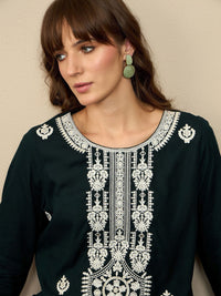Indo Era Green Floral Embroidered Straight Kurta