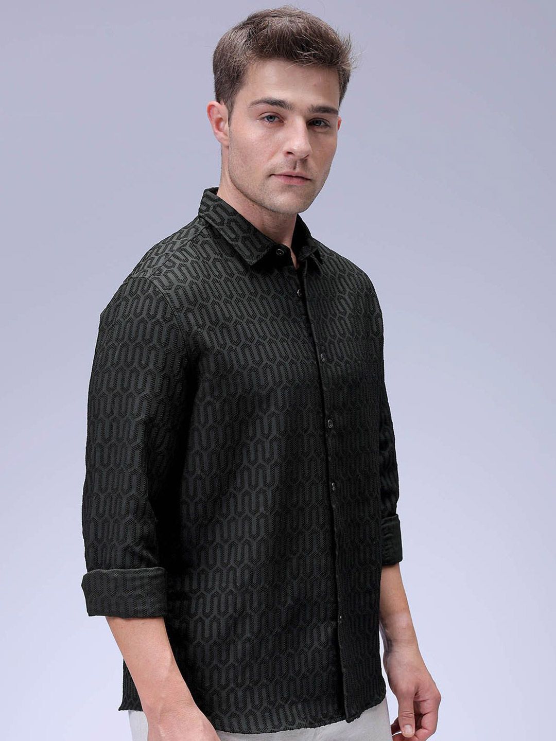The Indian Garage Co Men Regular Fit Textured Jacquard Resortwear Shirt