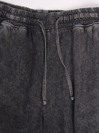 Bene Kleed Men Washed Raw Edge Shorts