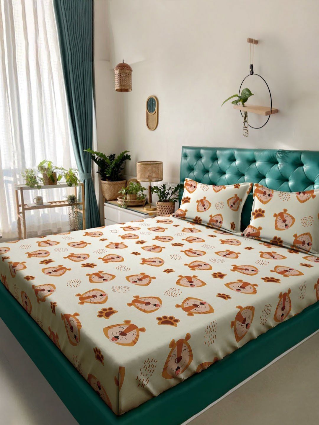 Myntra Elegant Homes Cream Watak Kartun Kapas Tulen 400 TC Cadar Superfine King dengan 2 Sarung Bantal-98 x 87 inci