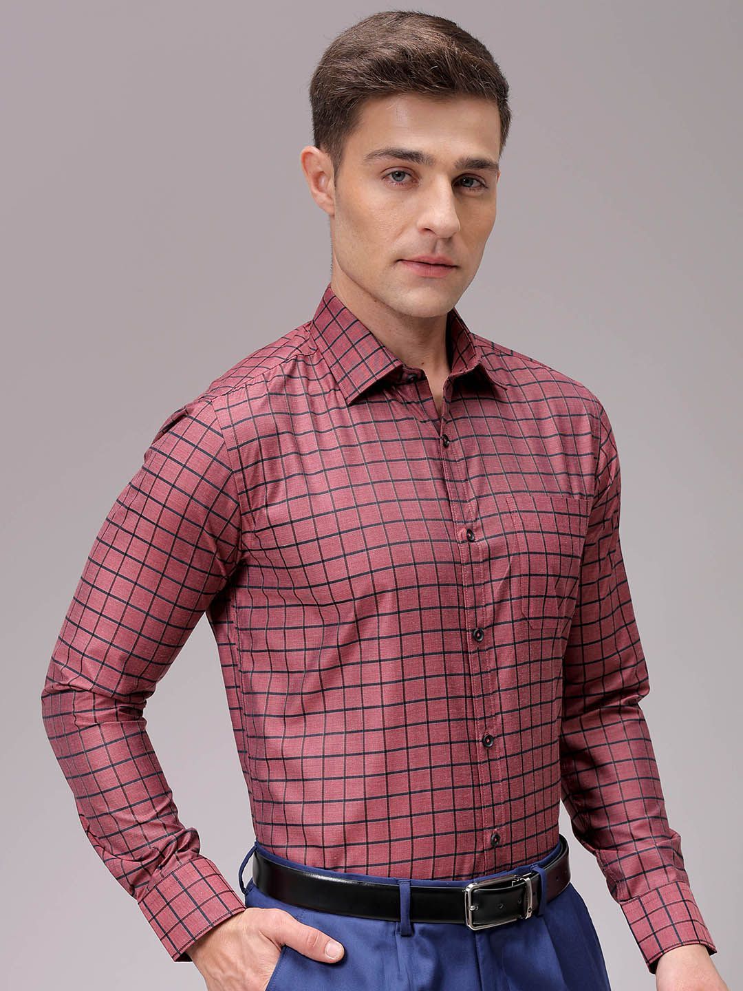 The Indian Garage Co. X Luxe Men Slim Fit Opaque Checked Formal Shirt