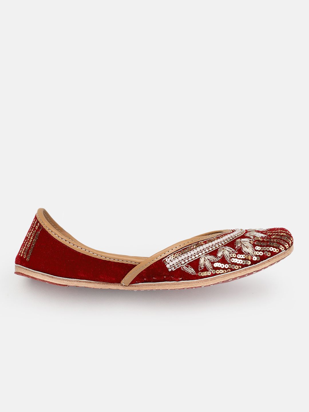 House of Pataudi Women Embellished Ethnic Mojaris