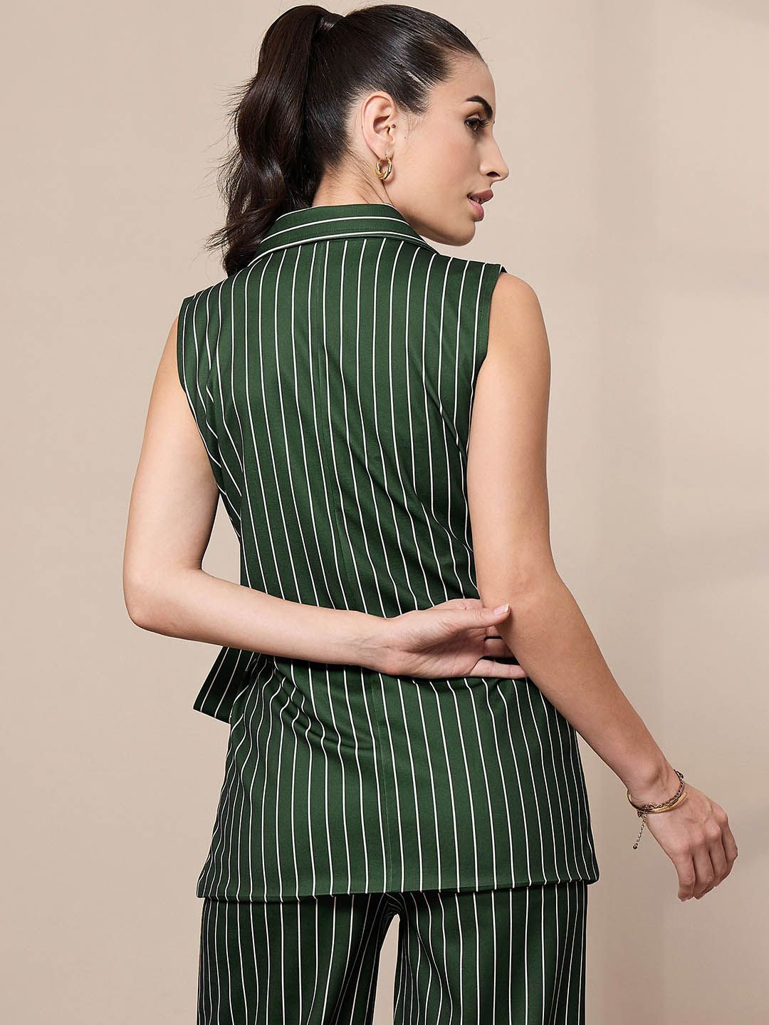 SASSAFRAS worklyf Vertical Striped Sleeveless Double Breasted Front Tie Up Blazer