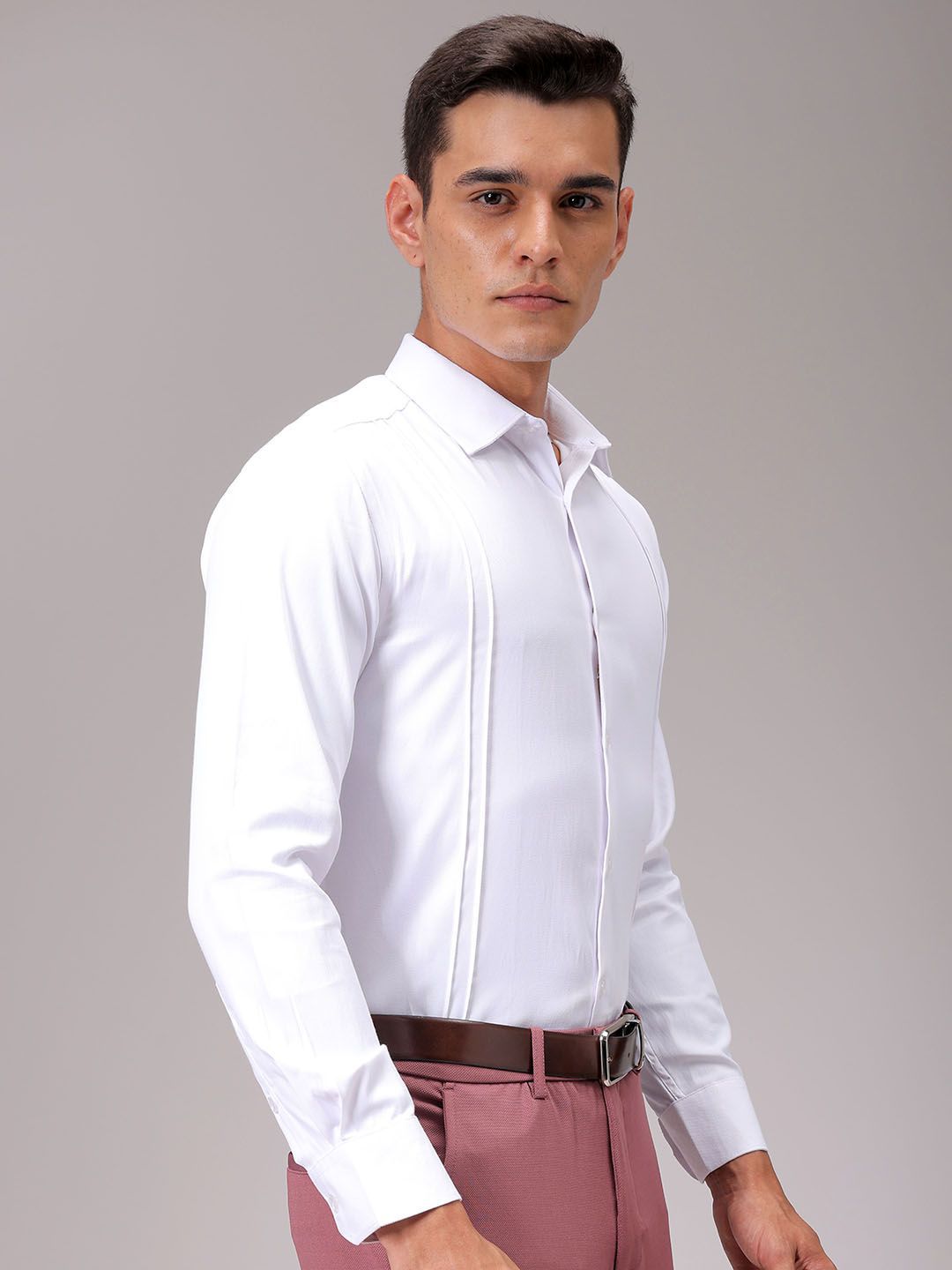 The Indian Garage Co. X Luxe Men Solid Spread Collar Slim Fit Formal Shirt