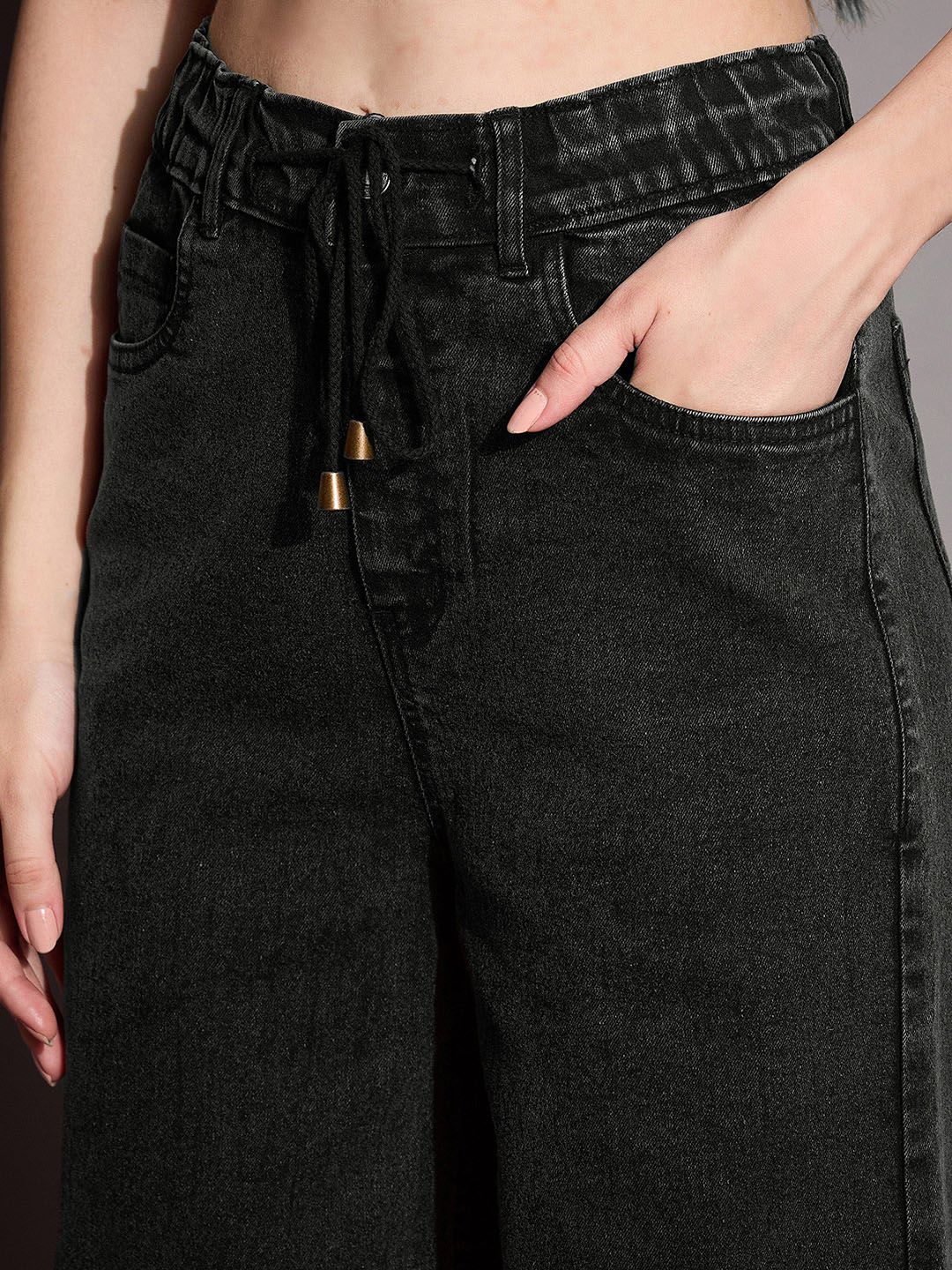 SASSAFRAS BASICS Women Comfort Straight Fit High-Rise Stretchable Jeans
