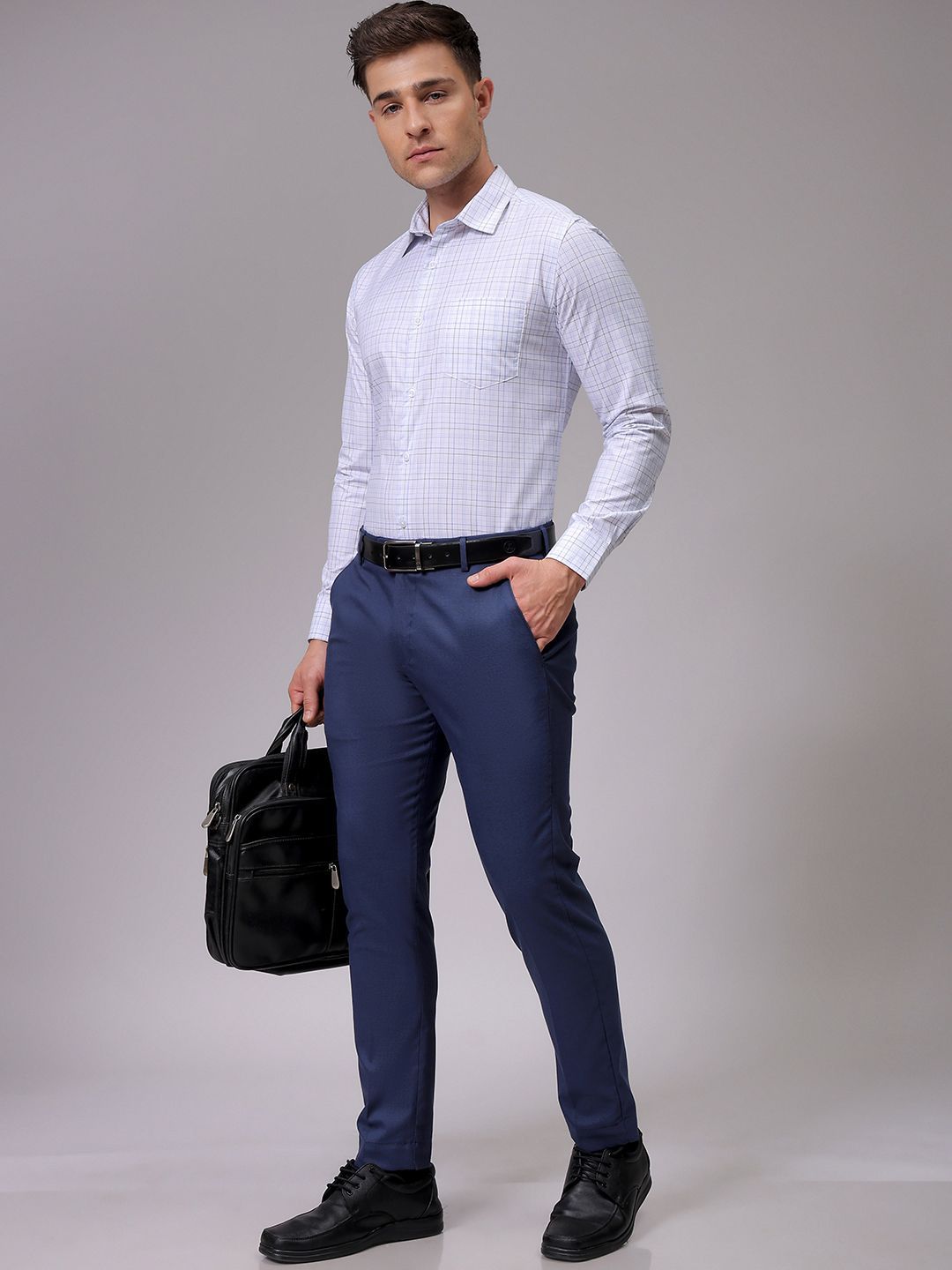 The Indian Garage Co. X Luxe Men Slim Fit Opaque Checked Formal Shirt