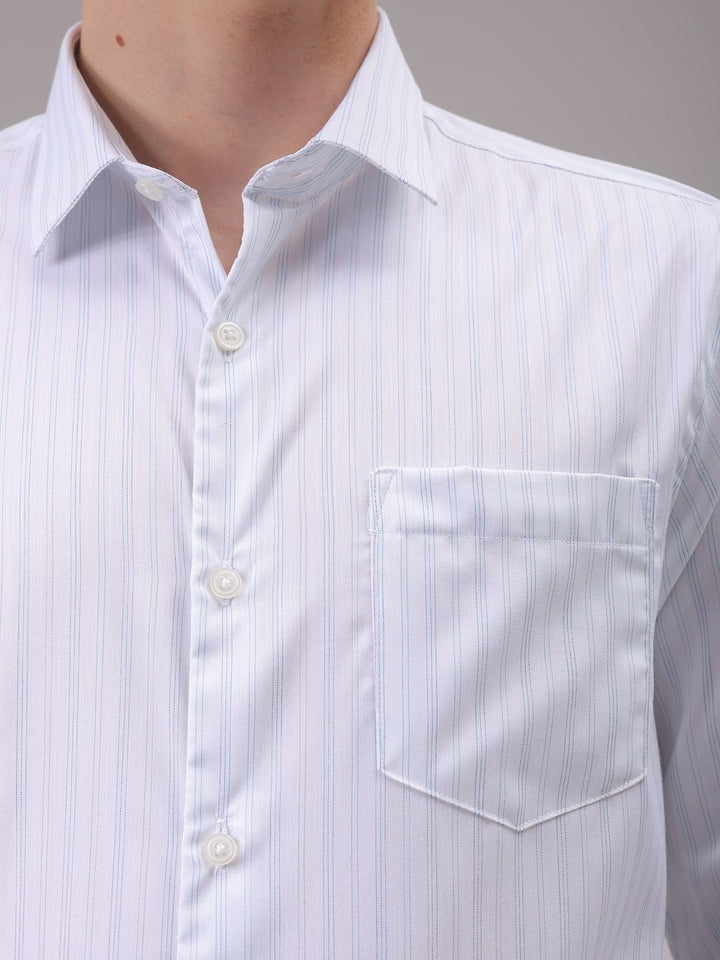 The Indian Garage Co. X Luxe Men Cutaway Collar Vertical Striped Slim Fit Formal Shirt
