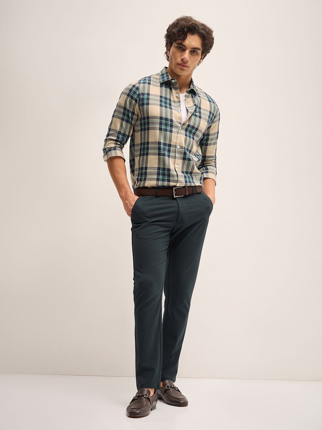 THE BEAR HOUSE Men Slim Fit Tartan Checks Casual Shirt