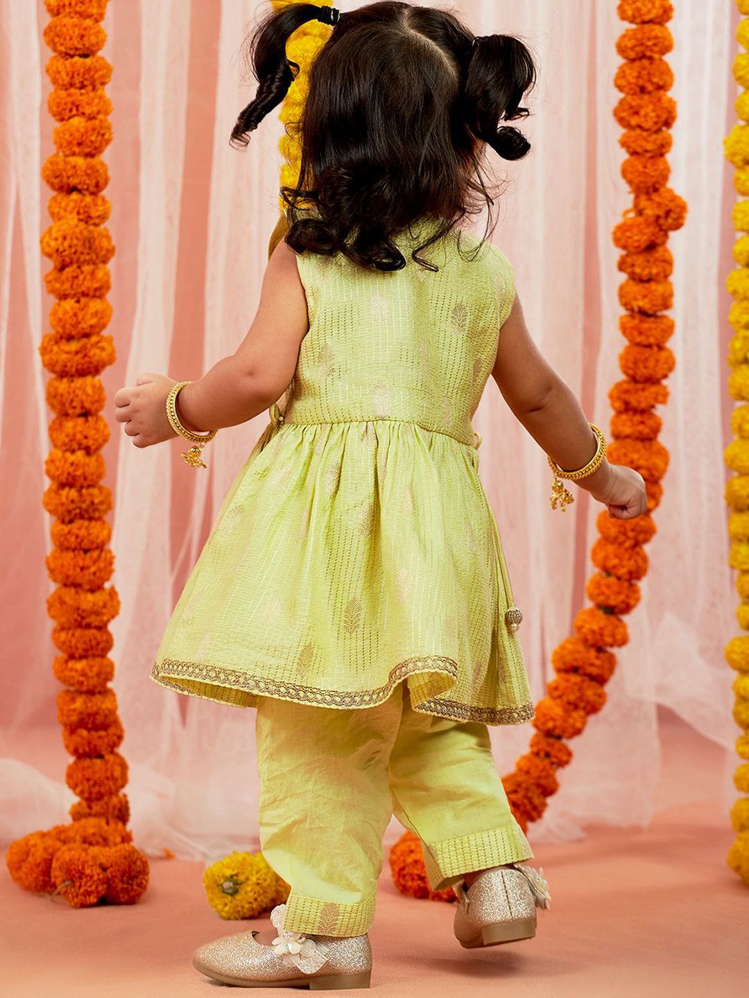 VASTRAMAY Girls Ethnic Motifs Woven Design Beaded Jacquard Anarkali Kurta With Trousers