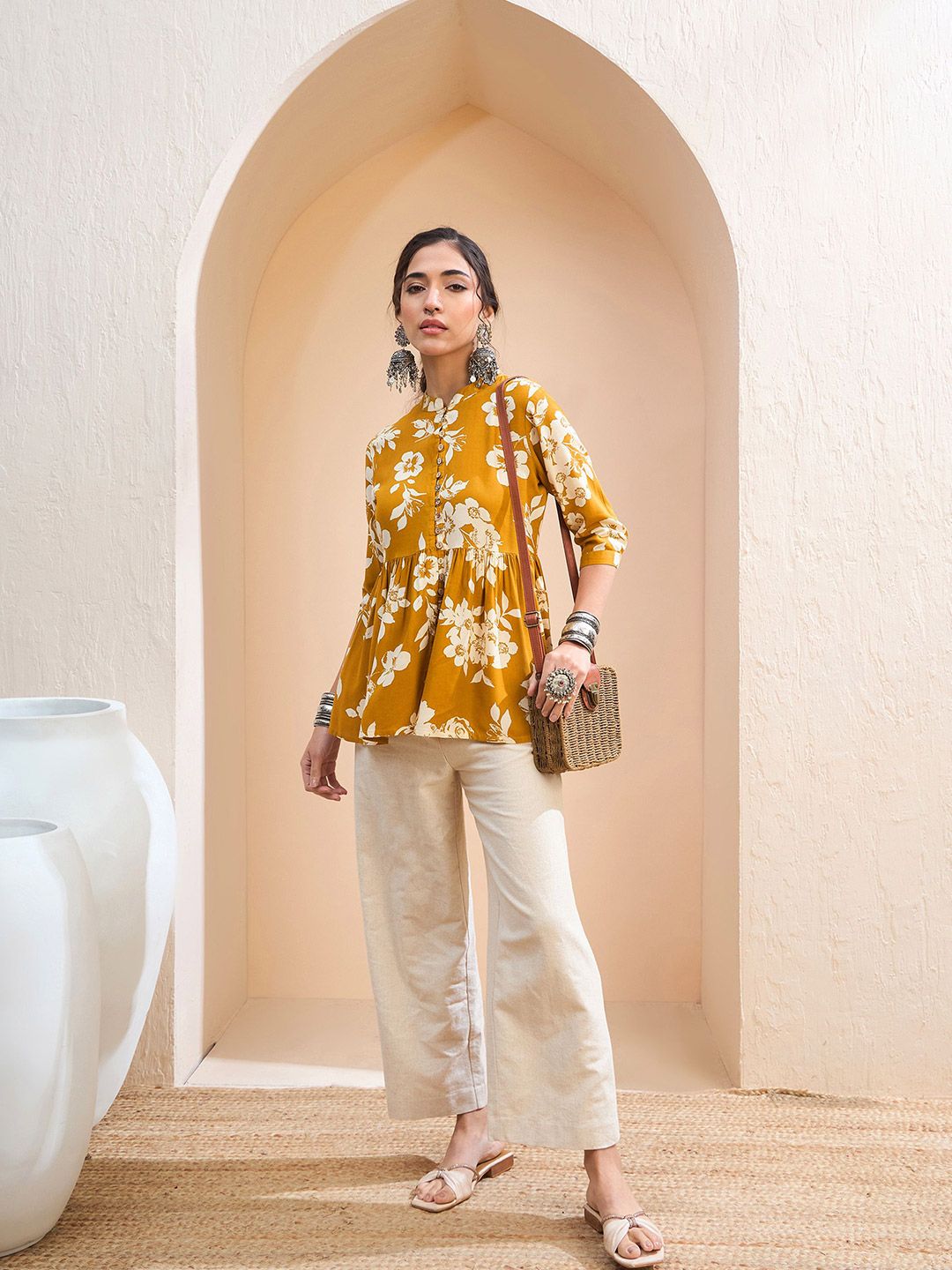 Shae by SASSAFRAS Floral Printed Kurti