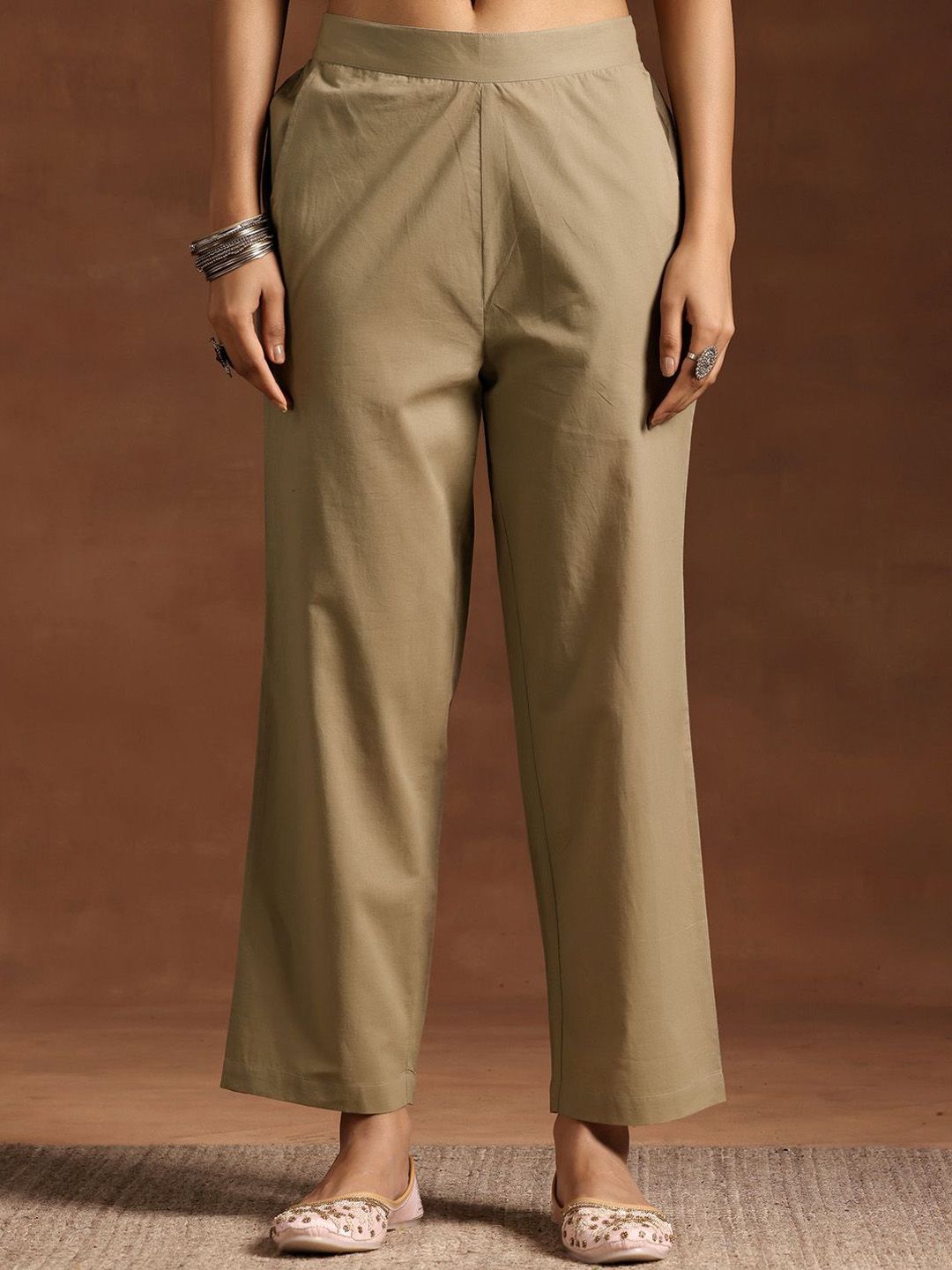 Libas Floral Printed V-Neck Sraight Kurta With Trousers And Dupatta