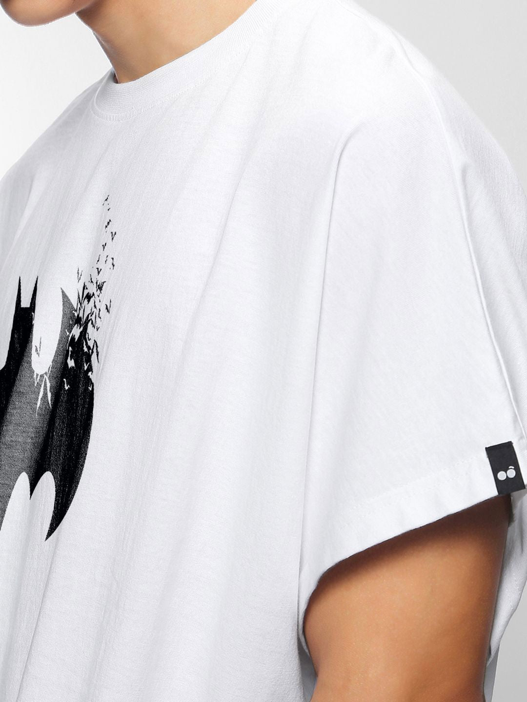 Bewakoof Men Batman Superhero Graphic Oversized T-shirt