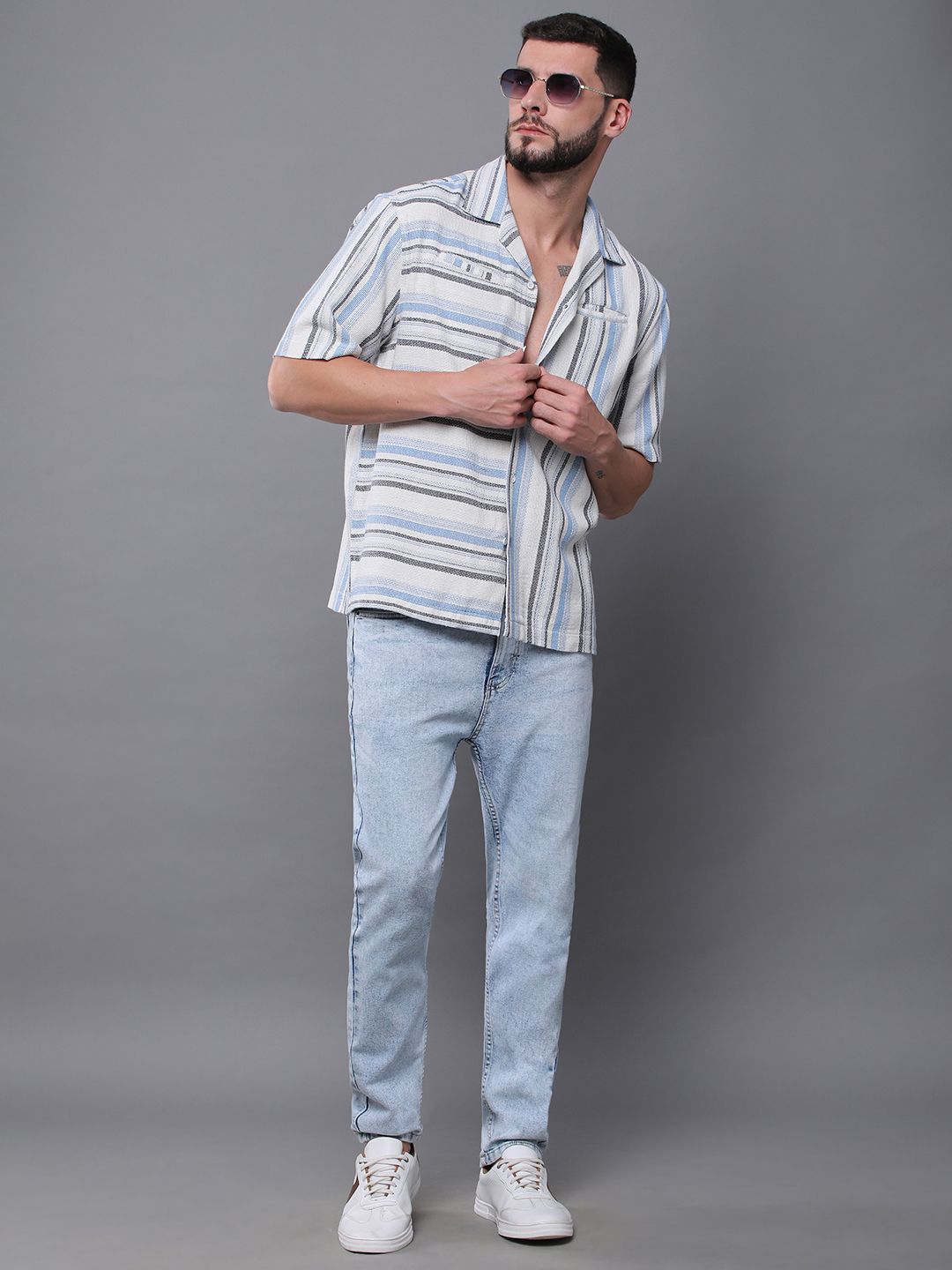 Difference of Opinion Men Standard Opaque Striped Casual Shirt