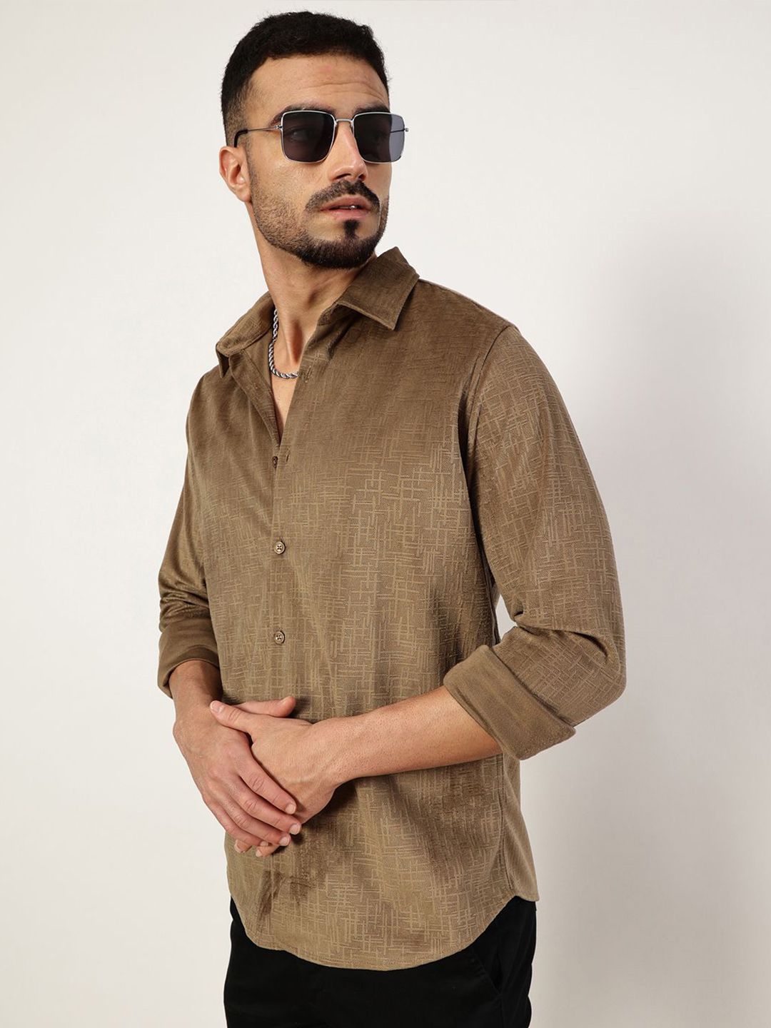 Thomas Scott Men Premium Spread Collar Textured Slim Fit Casual Shirt