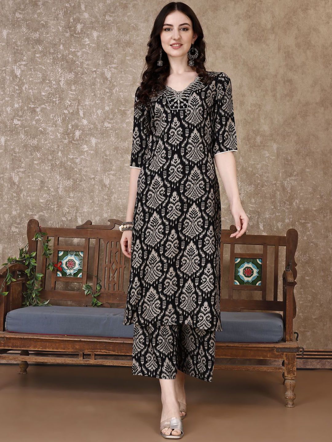 KALINI Ethnic Motifs Printed V-Neck Tunic With Palazzo