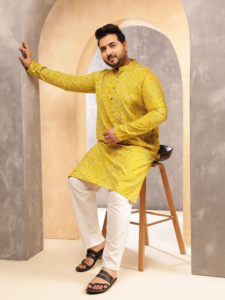 SOJANYA PLUS Floral Printed Mandarin Collar Straight Kurta