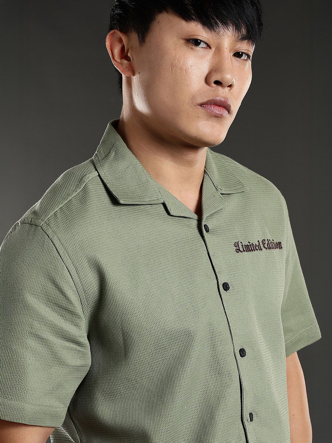 Eszett Limited Edition Embroidered Cutaway Collar Oversized Cotton Casual Shirt