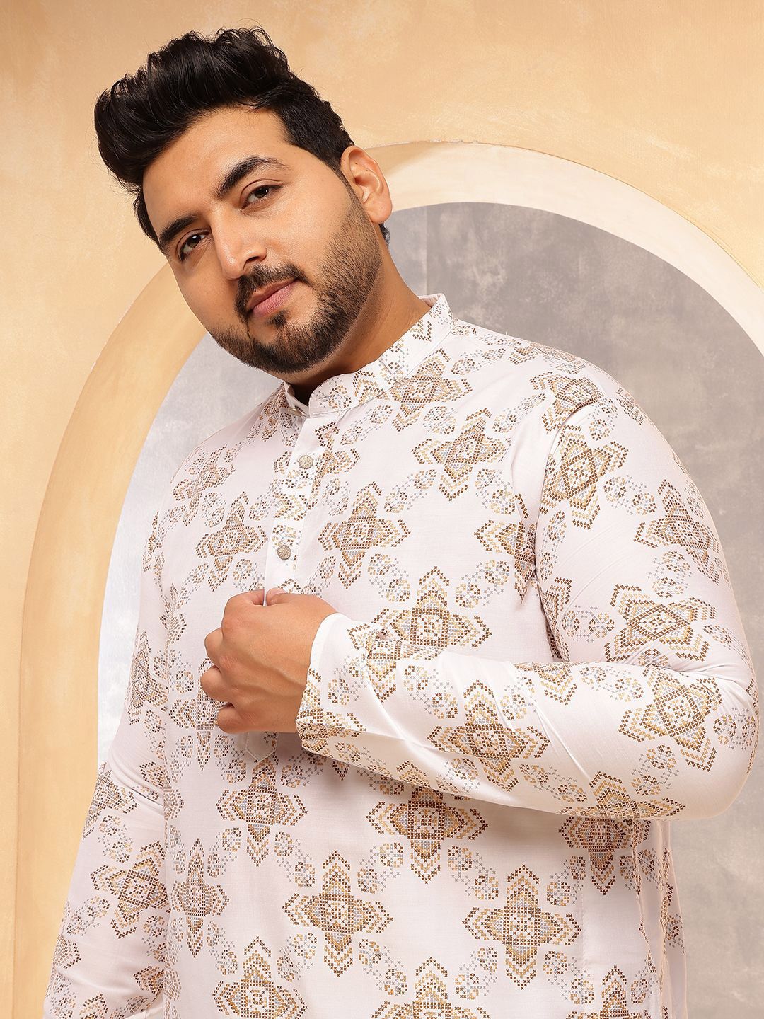 SOJANYA PLUS Floral Printed Mandarin Collar Straight Kurta