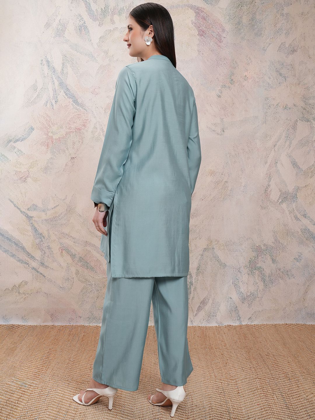 Vishudh Teal Embroidered Mandarin Collar Long Sleeves Top With Trouser