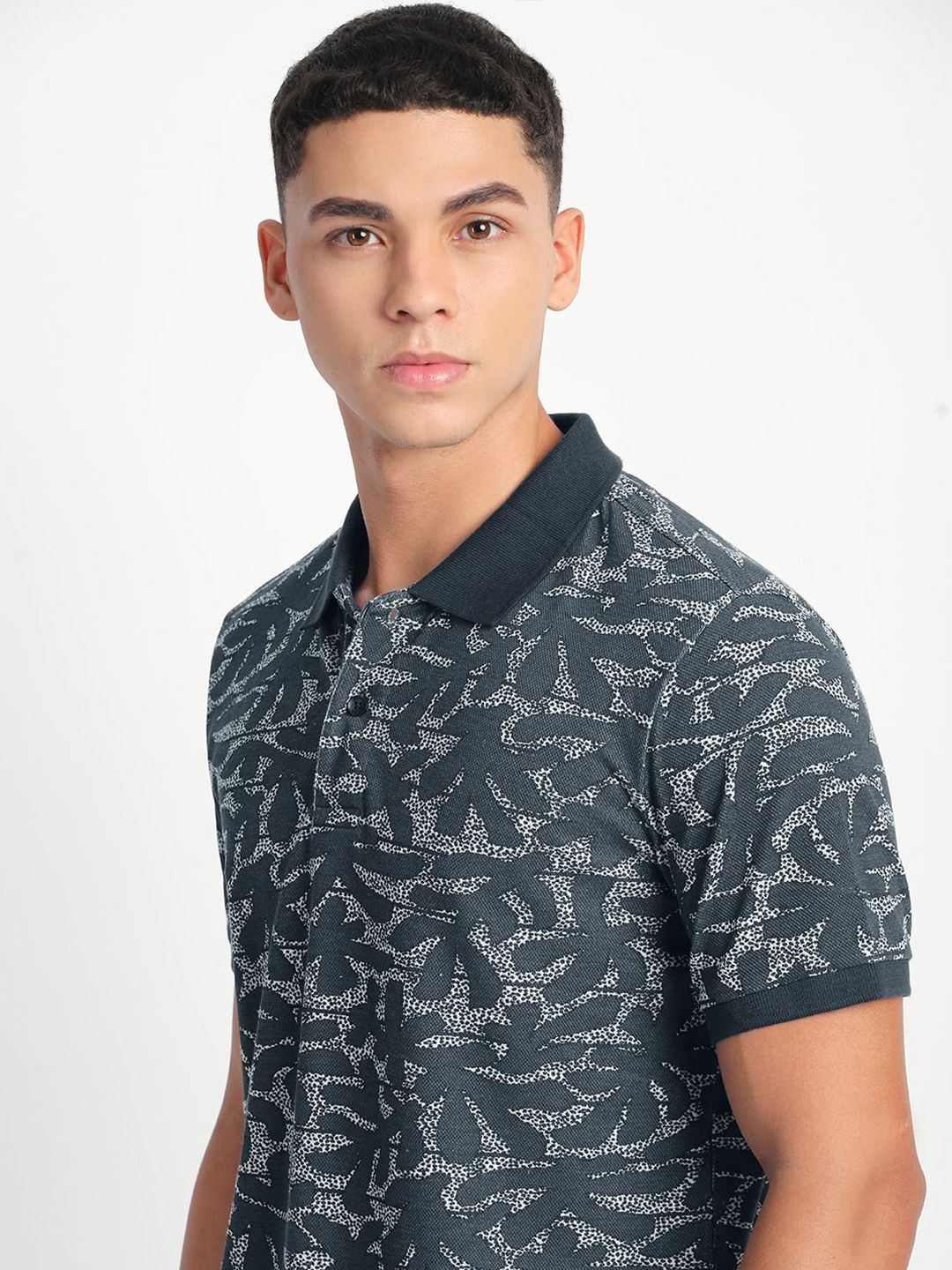 THE BEAR HOUSE Men Abstract Printed Slim Fit Cotton Polo T-shirt