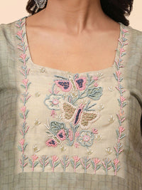 Mamicha Women Floral Printed Regular Beads and Stones Pure Cotton Kurti with Palazzos & With Dupatta