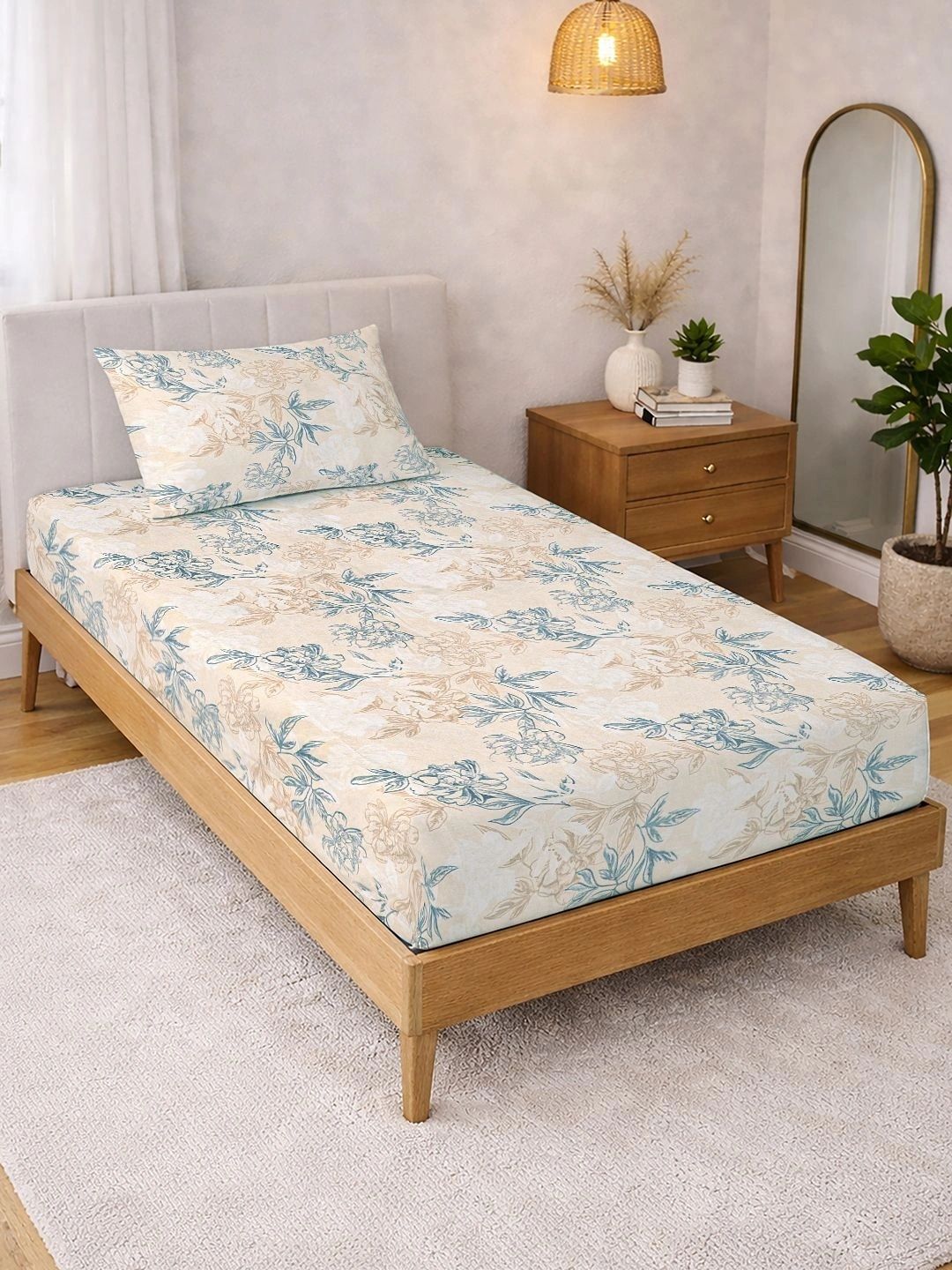 KLOTTHE Cream-Coloured & Blue Floral 300 TC Single Bedsheet with 1 Pillow Covers